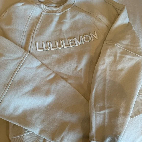 Lululemon Cream Sweatshirt - Picture 2 of 4